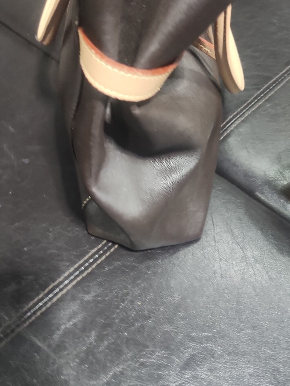 Classic Brown Tote with Beige Accents by - Picture 9 of 15